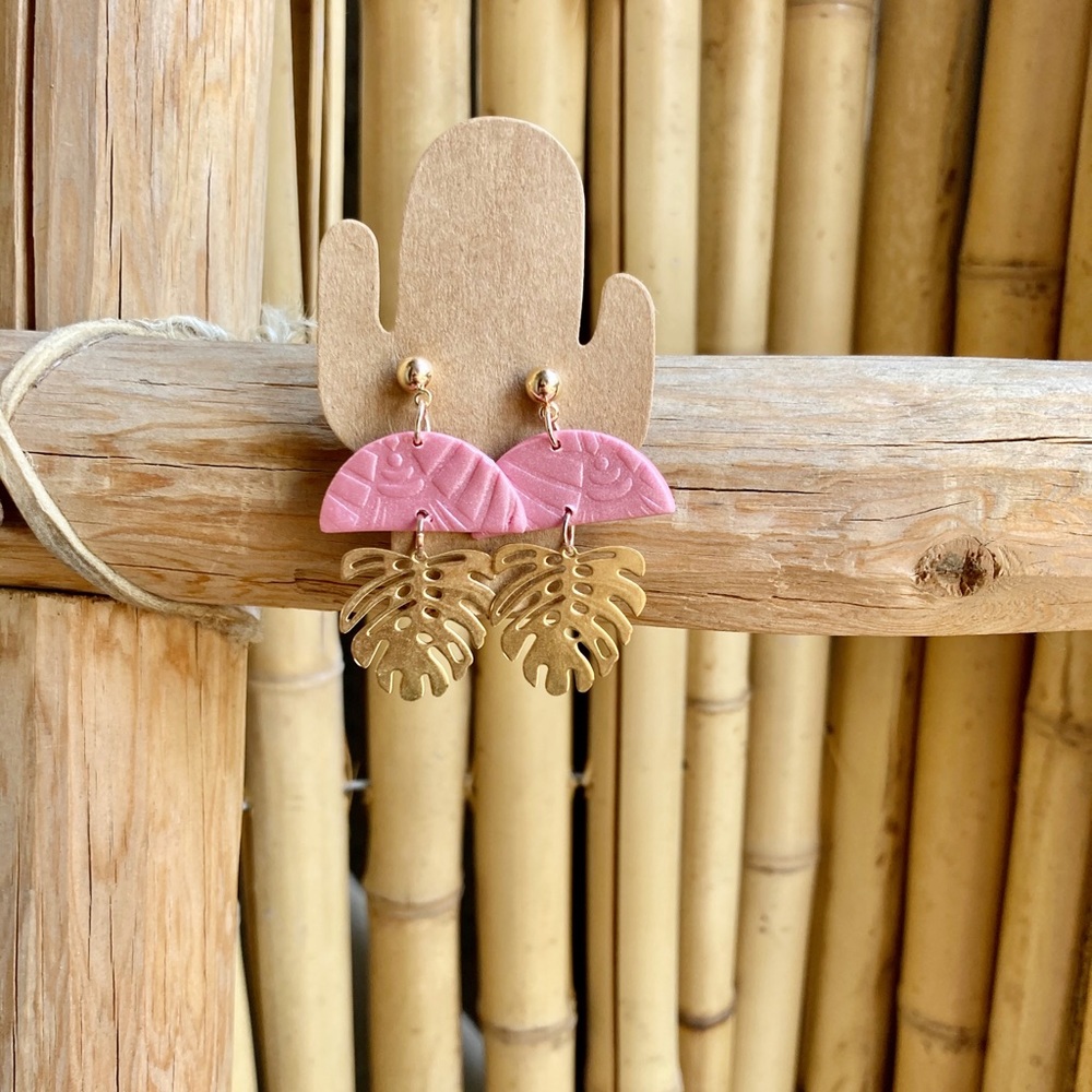 Handmade Polymerclay RosePink O’ahi earrings